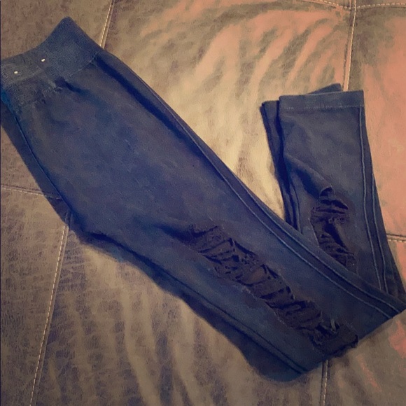 Destroyed Leggings - Picture 1 of 5